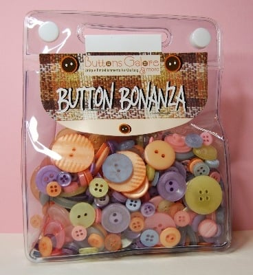 Button Bonanza - Pastel - 1/2 Lb 225g Button Assortment