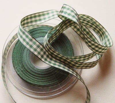 Berisfords Natural Gingham Ribbon - Green 15mm