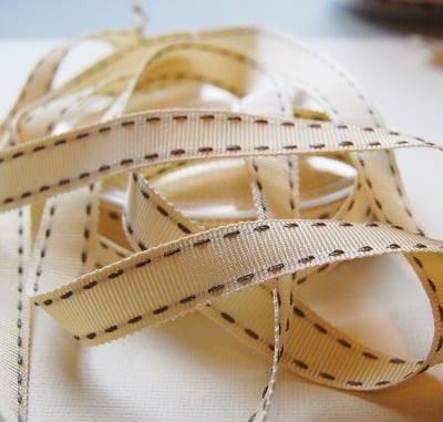 Berisfords Vintage stitched ribbon - 15mm cream/grey