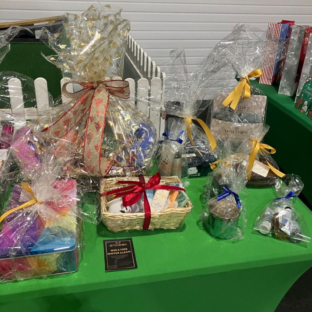 Christmas Dog Show Mega Raffle