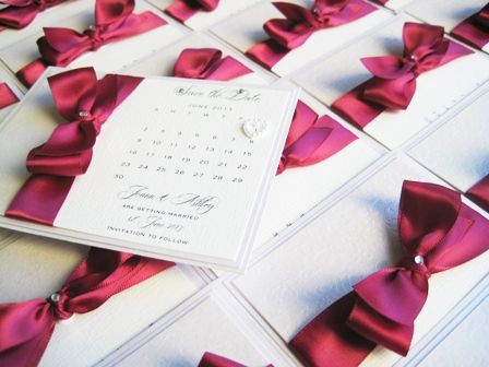 Save the date calendar with a red bow