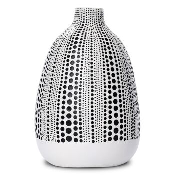 New ProModern White and Black Textured Dot Vase is an imperfect beauty paint splatter add to the charm and authenticity of each vase. Pampas Grass