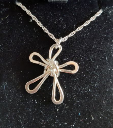 Handmade silver daisy pendant