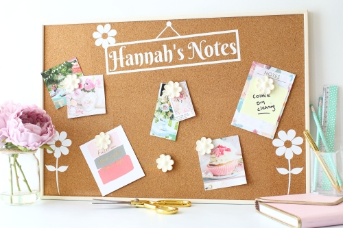 Personalised Cork Board - Daisies (C3)