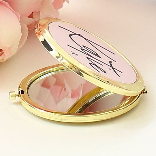 <!-- 081 --> Gold Compact mirror - simple and classy