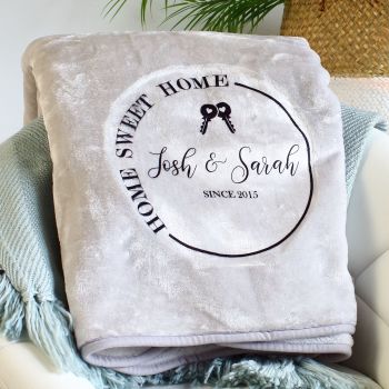 Snuggle blanket  - Home Sweet Home