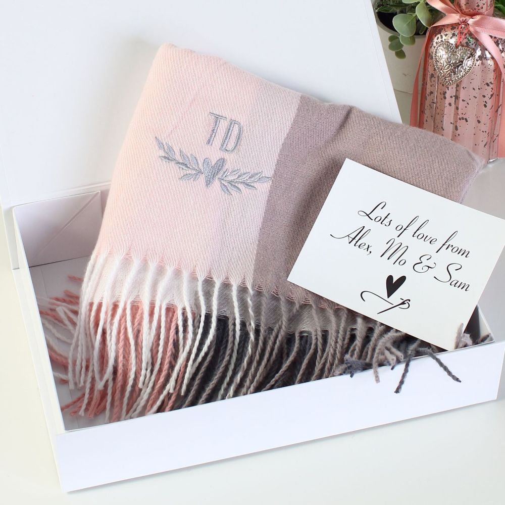 <!-- 102--> Personalised scarf - pink check