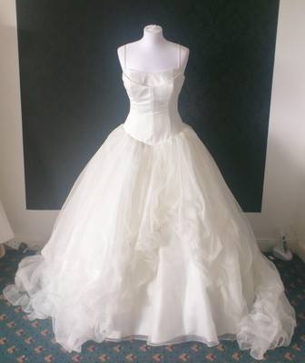 Veromia Ballerina Princess Style Ivory Wedding Gown - Size 10