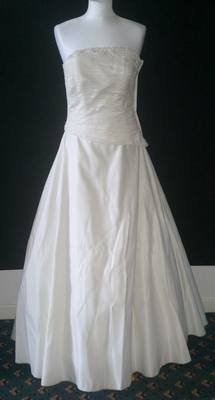 Beautiful Forever Yours Ivory Strapless Wedding Gown - Size 12