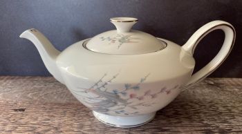 Royal Standard "Giselle" 3 - 4 Cup Teapot