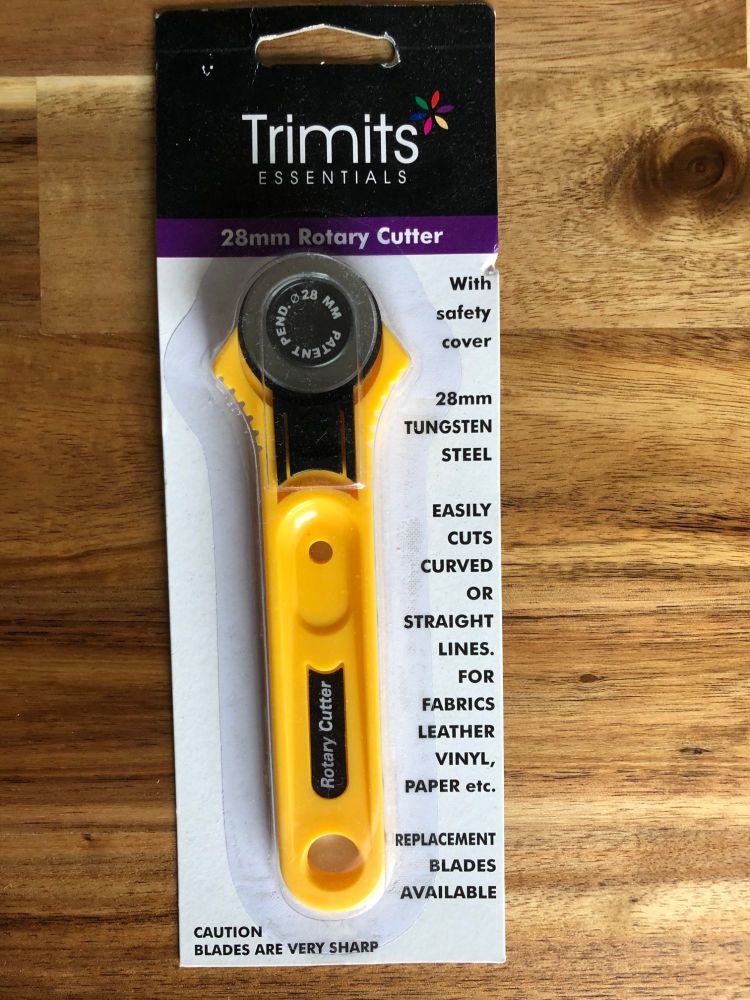 Trimits Essentials - Straight Blade Rotary Cutter - 28mm