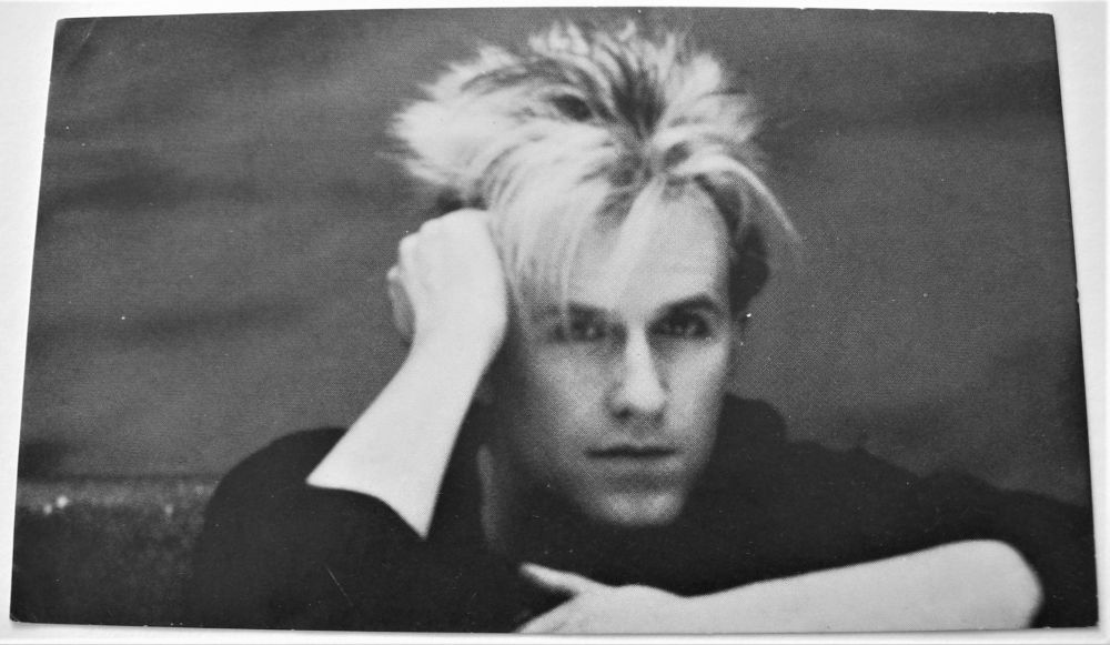 HOWARD JONES U.K. RECORD COMPANY PROMO POSTCARD FOR THE SINGLE 'PEARL IN TH