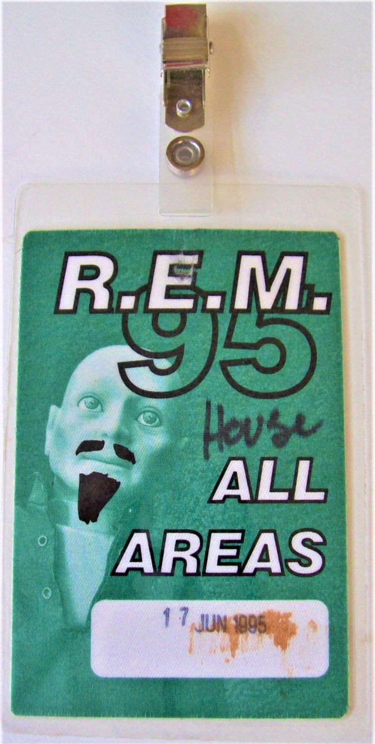 R.E.M. ROAD CREW ISSUE AAA CONCERT LAMINATE 17th JUNE 1995 GREAT WOODS MA U