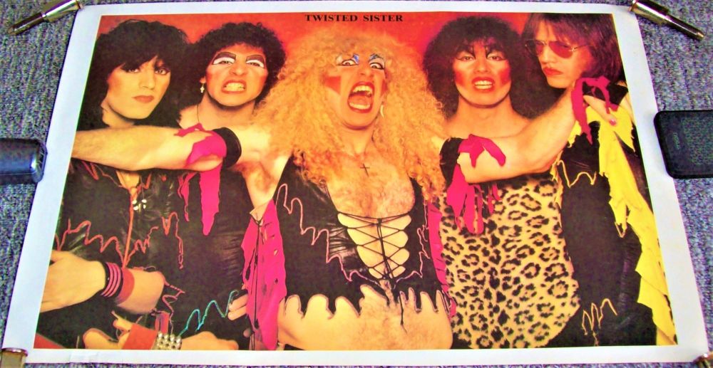 TWISTED SISTER ABSOLUTELY STUNNING AND RARE U.K. PERSONALITY POSTER FROM 19