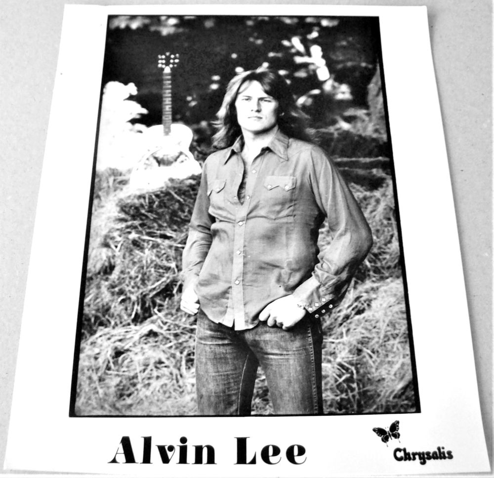 TEN YEARS AFTER ALVIN LEE SUPERB RARE U.K. RECORD COMPANY PROMO PHOTOGRAPH 