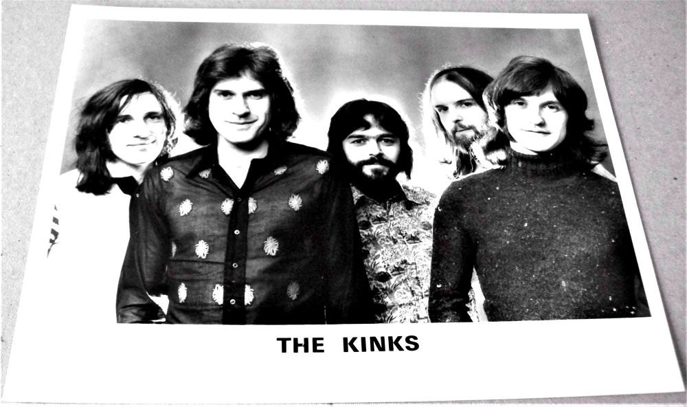 THE KINKS ABSOLUTELY STUNNING AND RARE U.K. RECORD COMPANY PROMO PHOTOGRAPH