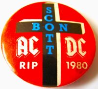 AC/DC REALLY STUNNING AND RARE 'RIP BON SCOTT' U.K. ISSUE SMALL METAL BADGE 1980