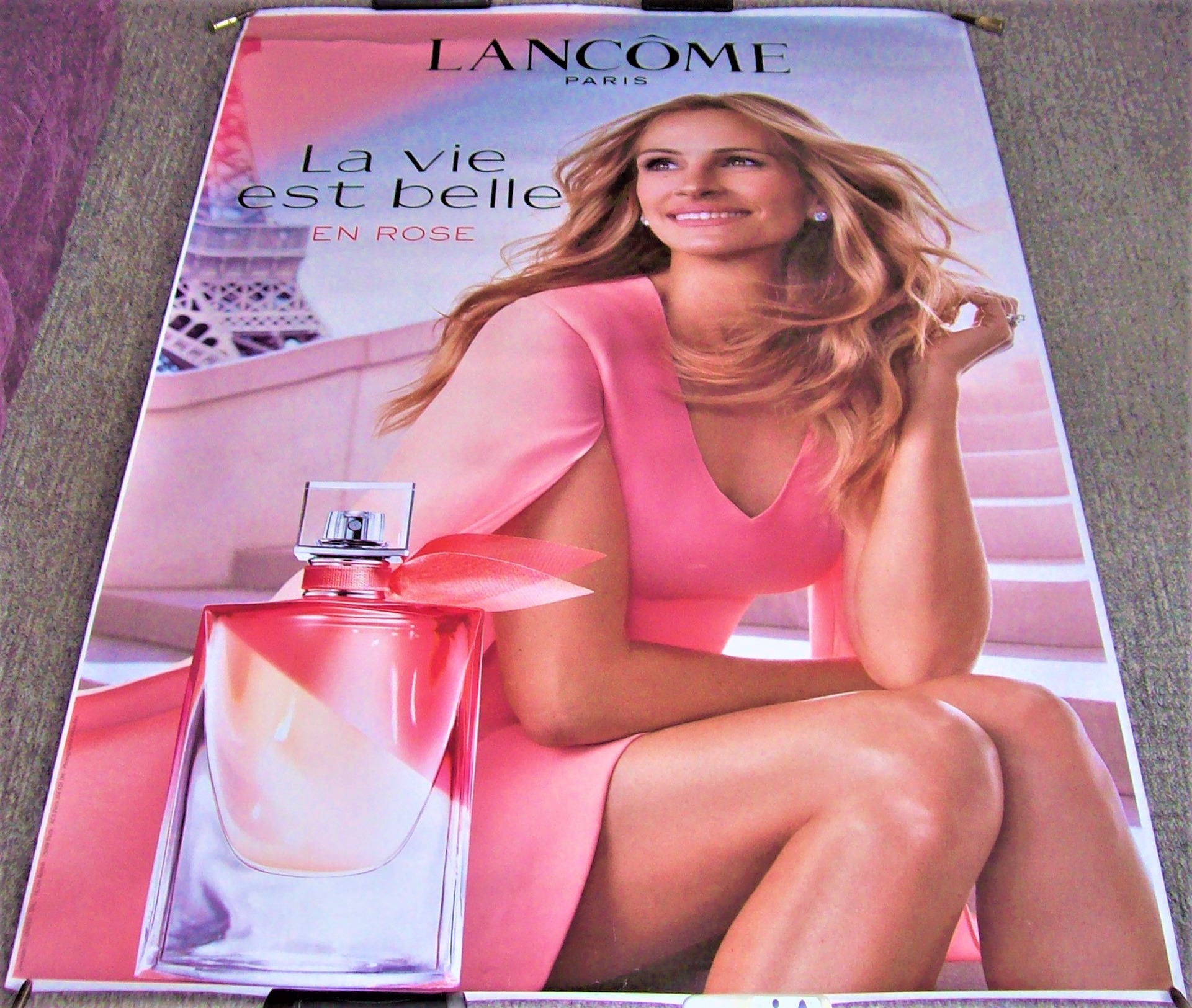 JULIA ROBERTS PROMO POSTER 'LA VIE EST BELLE LANCOME' PERFUME 2018.JPG