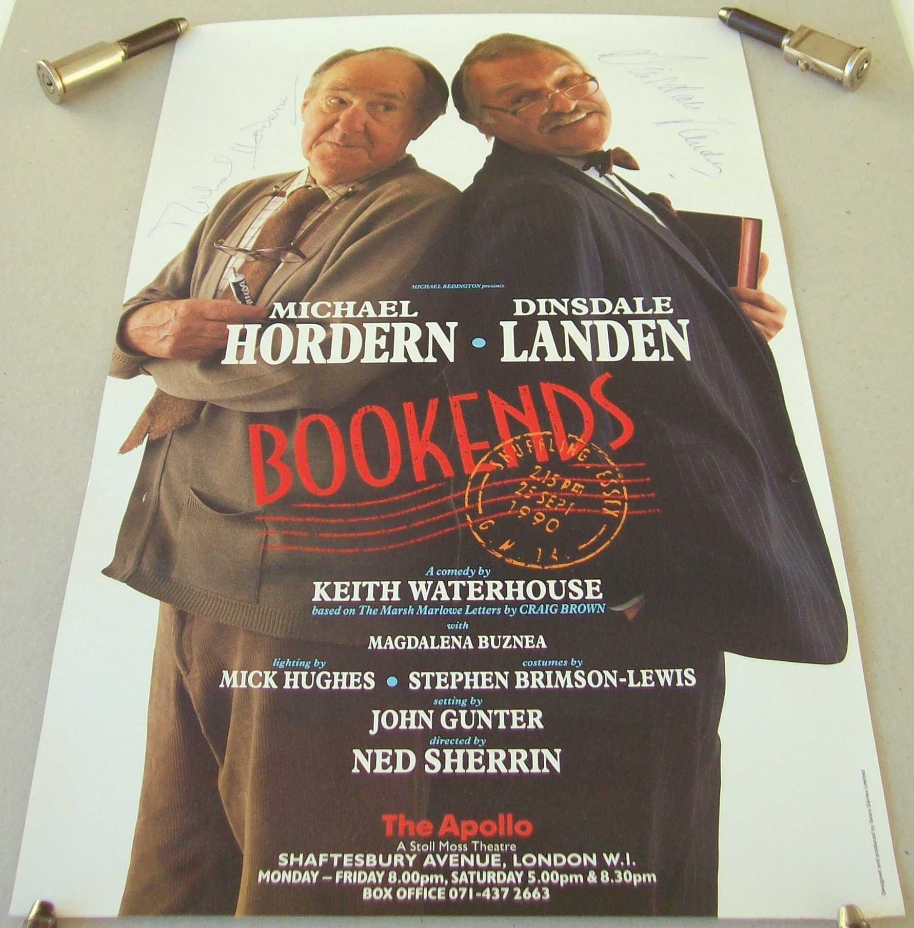BOOKENDS MICHAEL HORDERN DINSDALE LANDEN AUTOGRAPHED POSTER APOLLO THEATRE LONDON 1990.JPG