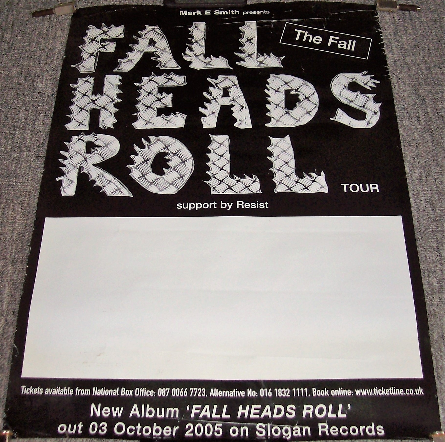 THE FALL 2005 U.K. 'FALL HEADS ROLL' TOUR BLANK POSTER 4.jpg