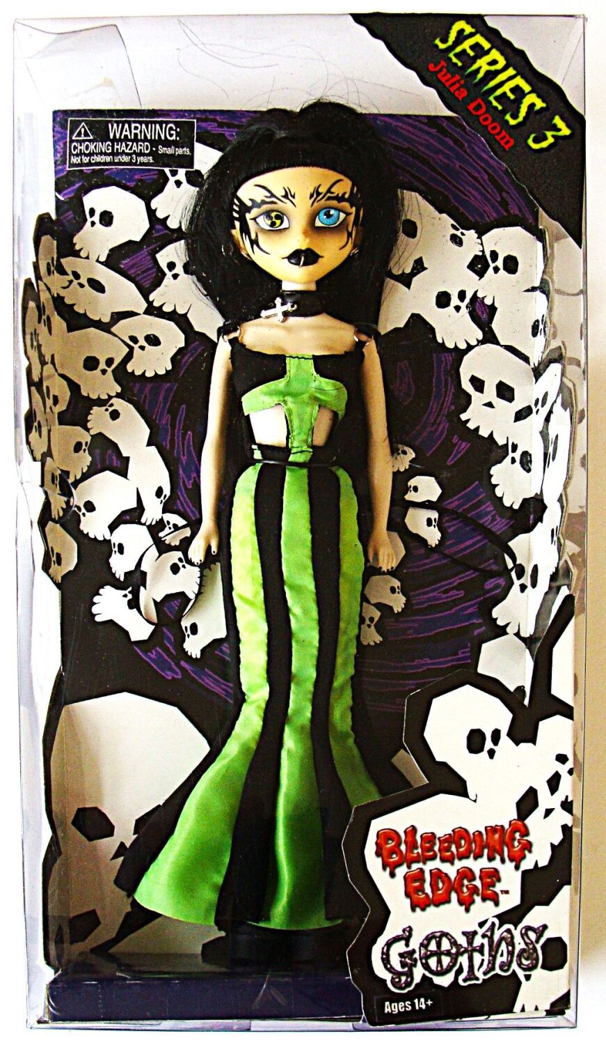 JULIA DOOM ABSOLUTELY STUNNING BLEEDING EDGE GOTHS DOLL FROM SERIES 3 IN 20