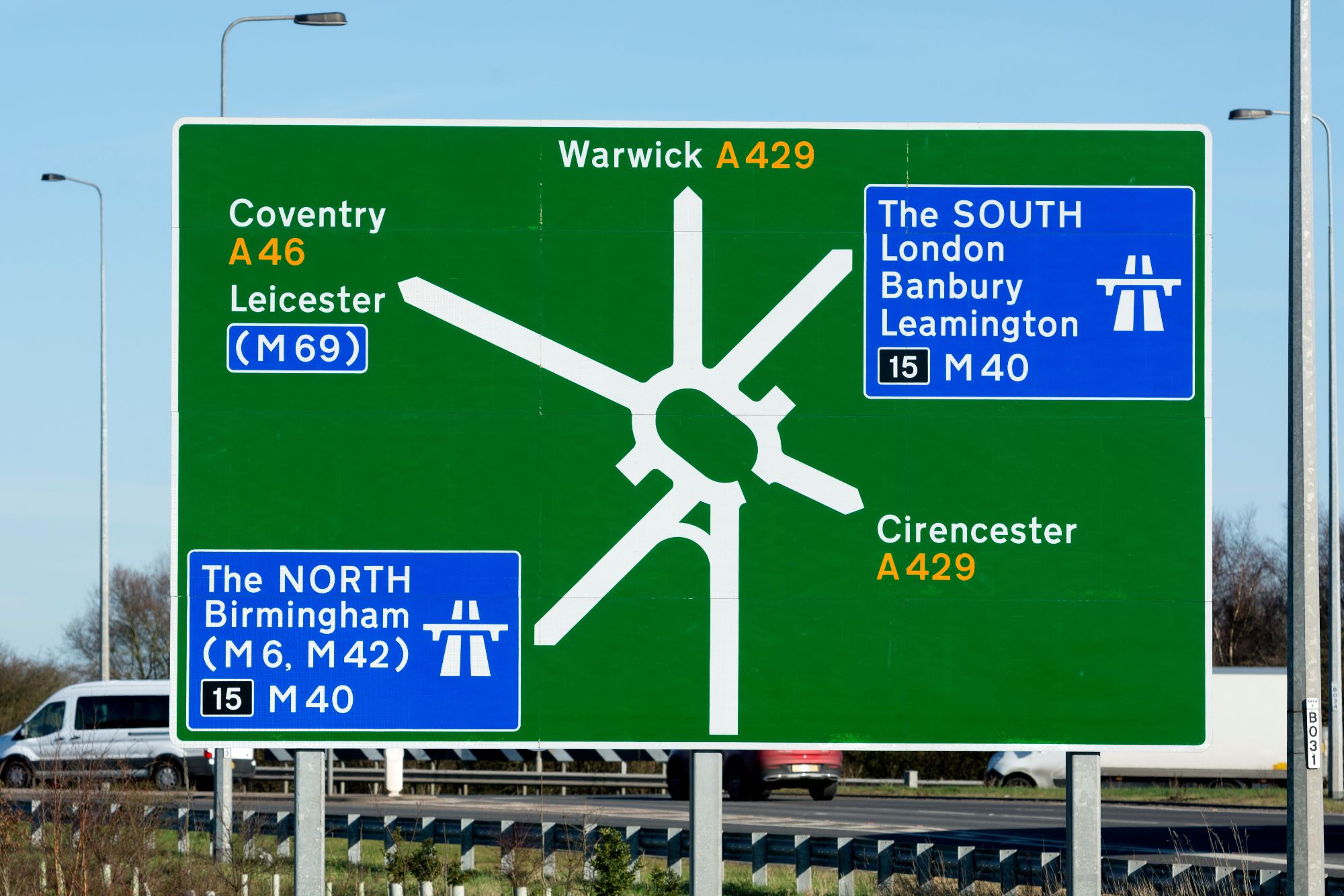 Identifying Roundabouts  The main way of identifying a roundabout is by looking at the road signs. There are several different road signs to identify an upcoming roundabout.