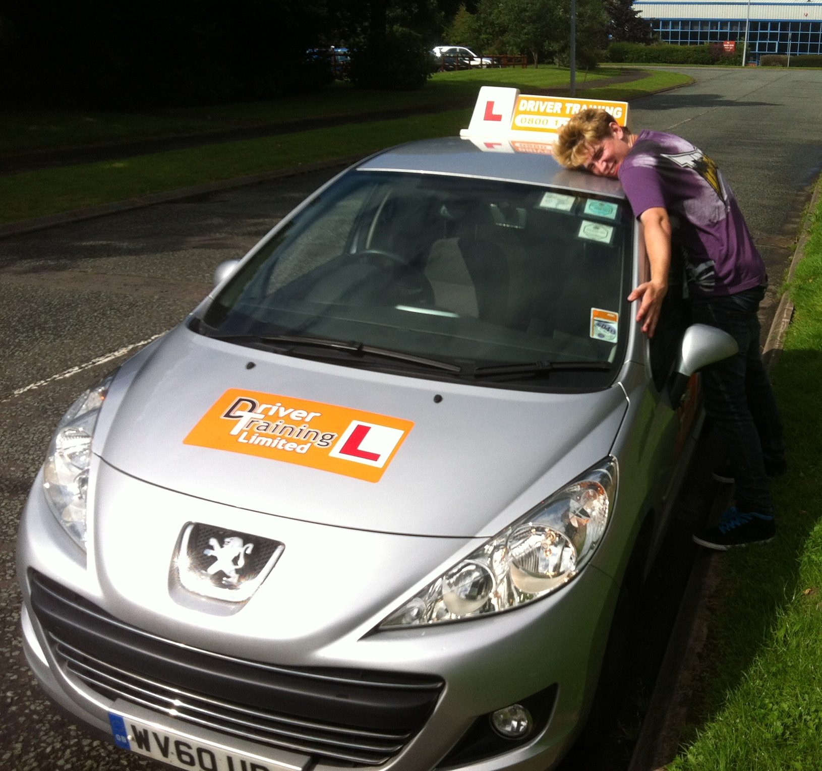 LEARN TO DRIVE IN AS LITTLE AS ONE WEEK IN TELFORD