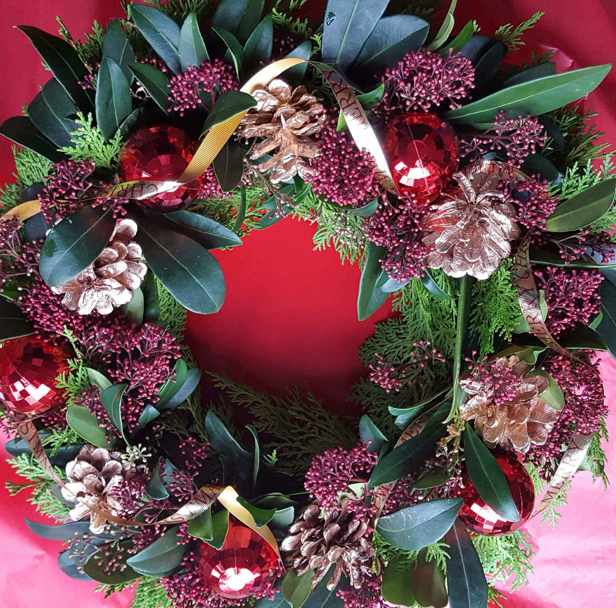 Skimmia christmas wreath, table centerpiece