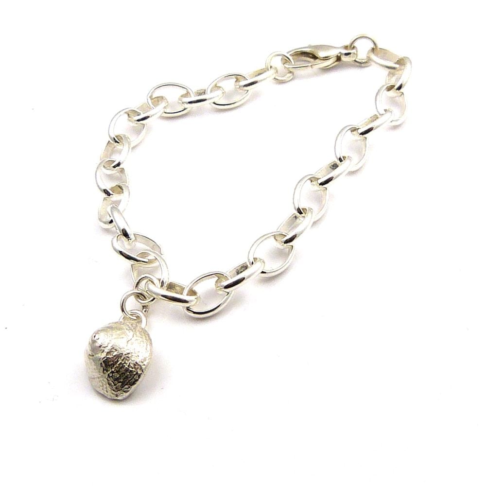 Sterling Silver Bracelet 7mm links with Solid Silver Periwinkle Shell