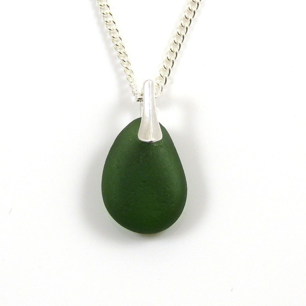 Kelly Green Sea Glass Necklace BEBE