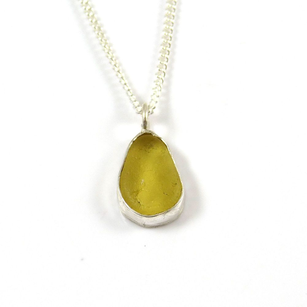 Yellow Gold Sea Glass Pendant Necklace YVONNA