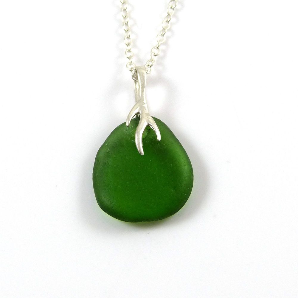 Emerald Green Sea Glass and Silver Tendril Necklace ELSE