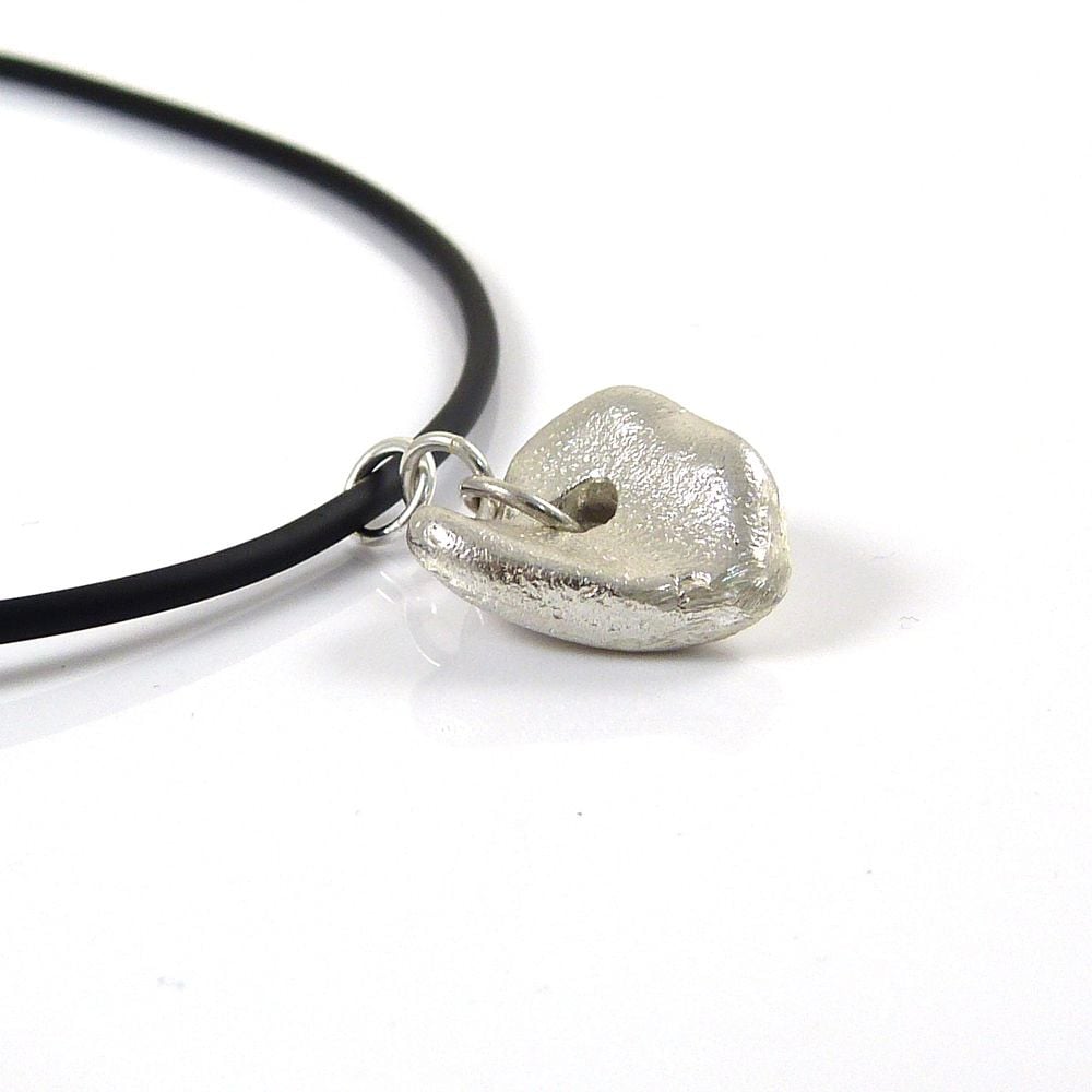 Sterling Silver Cast Heart Pendant Necklace