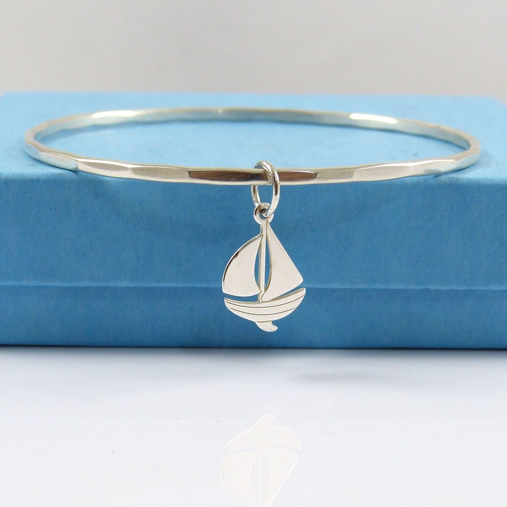 Sterling Silver Hammered Bangle with Boat Charm