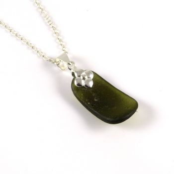 Emerald Green Sea Glass and Silver Necklace KIRSTY