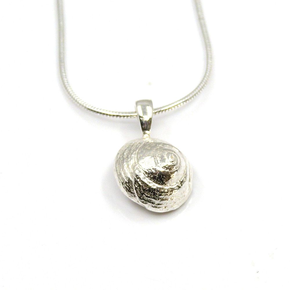 Sterling Silver Cast Periwinkle Seashell Pendant Necklace