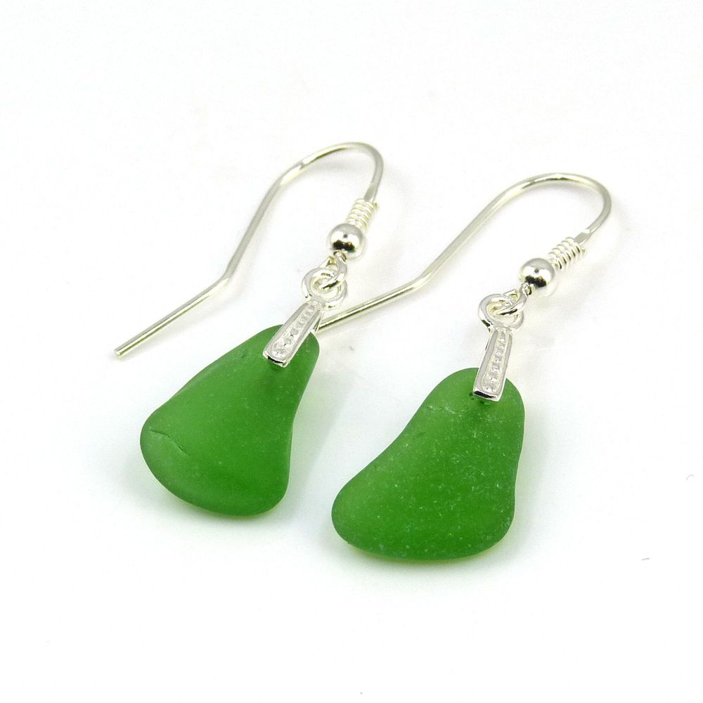 Emerald Green Sea Glass Sterling Silver Drop Earrings E185