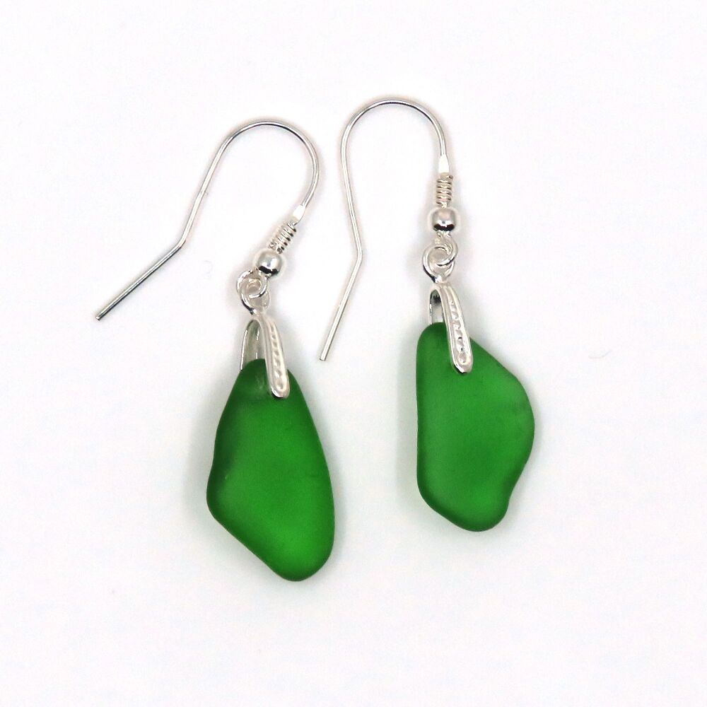 Emerald Green Sea Glass Sterling Silver Drop Earrings e355