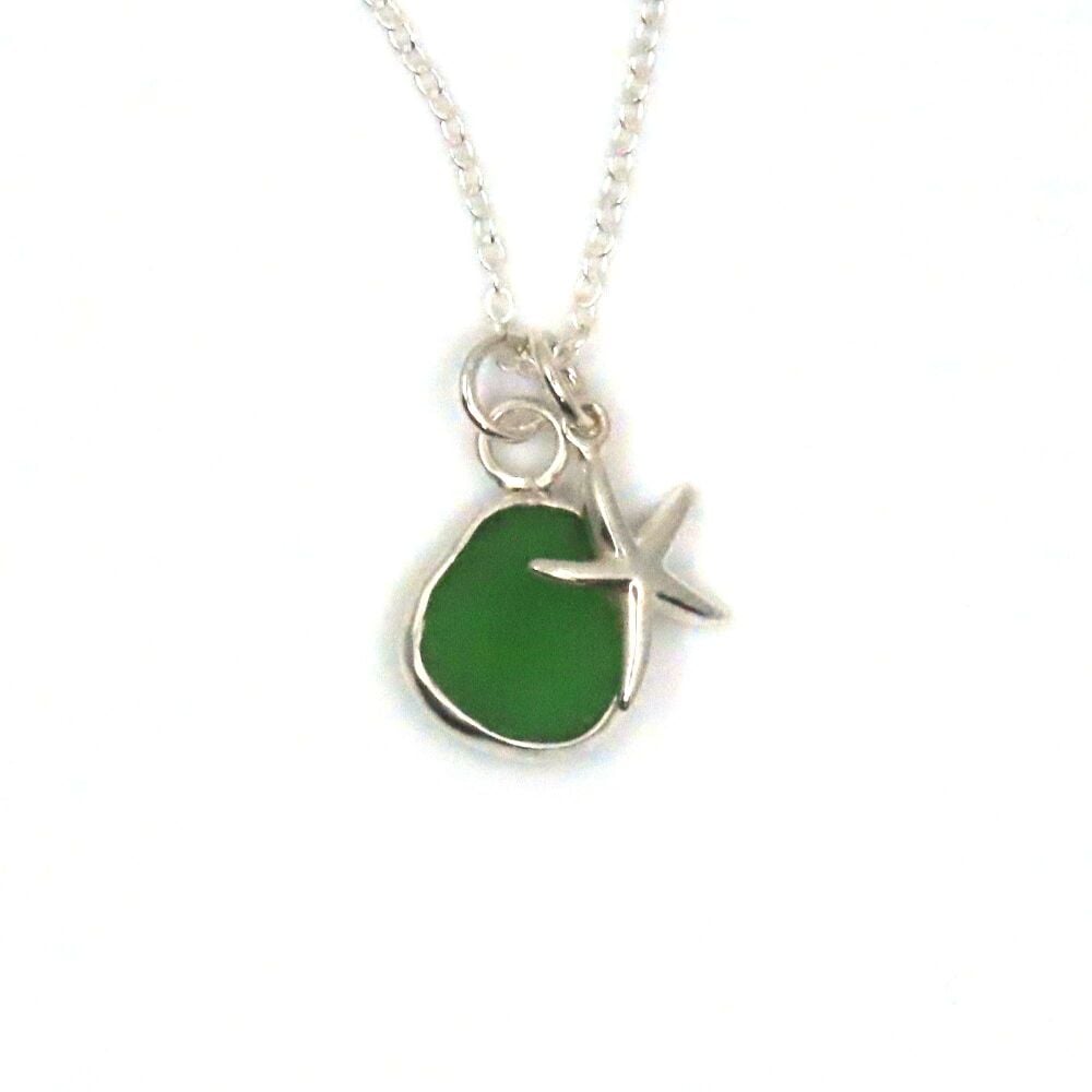 Emerald Green Sea Glass and Starfish Pendant Necklace CLAIRE