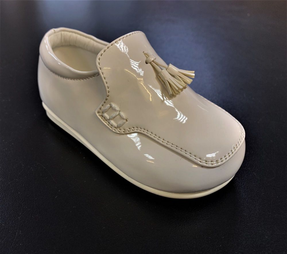 Early Steps Loafers in White