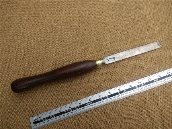Woodturning chisels - Hamlet Tools  oval skew chisel