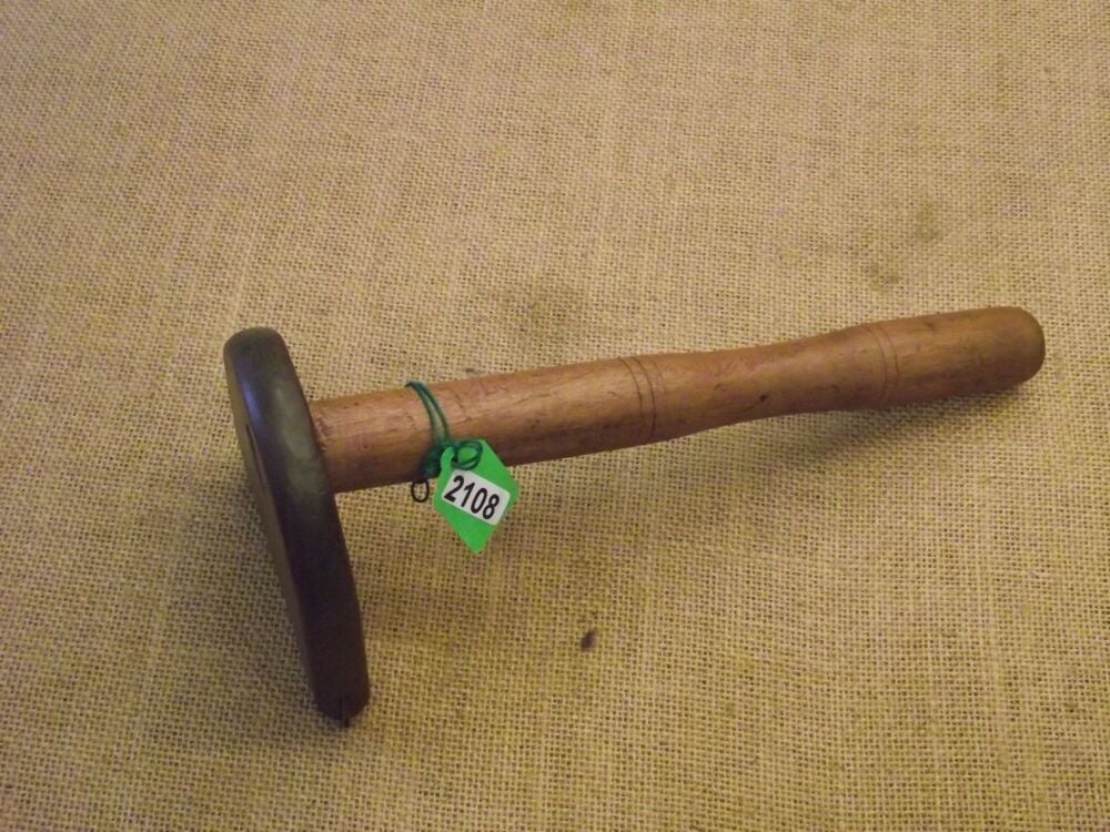 Veneer hammer