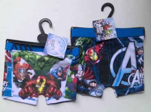 4 Marvel Avengers Hangered Trunk