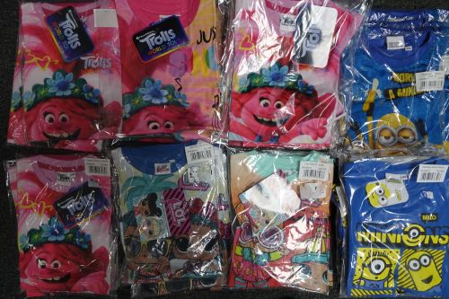 New Product  22 character trolls minions and l.o.lpyjamas just £2.50 each