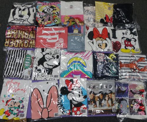 35 Assorted ladies t shirts