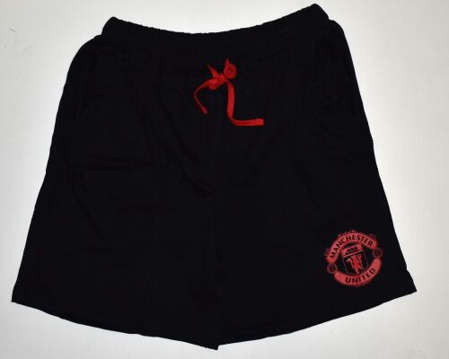 8 Manchester United Shorts with Pockets no sizes, possibly all small