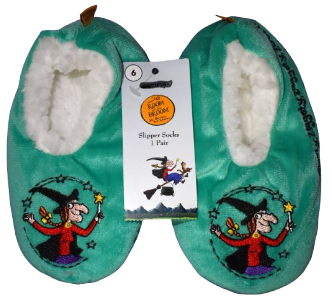 8 Kids Room On The Broom Slippers Sized 6
