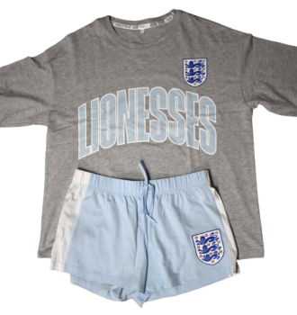 1 Ladies England Short Pyjamas Size Medium no labels