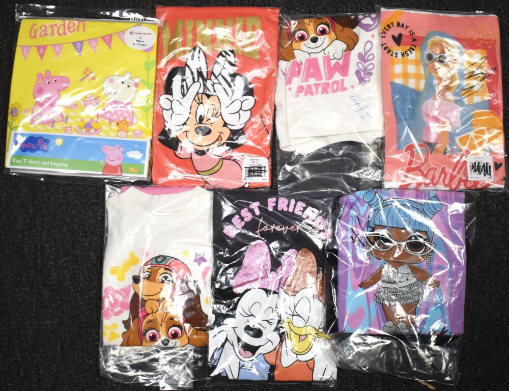 7 Girls Character T-Shirt & Leggings Sets