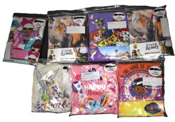 7 Girl's Assorted Character Pyjamas Age 5-6